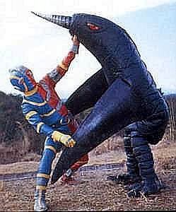 Kikaida vs Black Crow