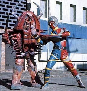 Helmet Crab Rouge 2 vs Kikaida