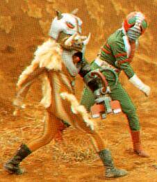 Magnet Wild Boar and Kamen Rider V3